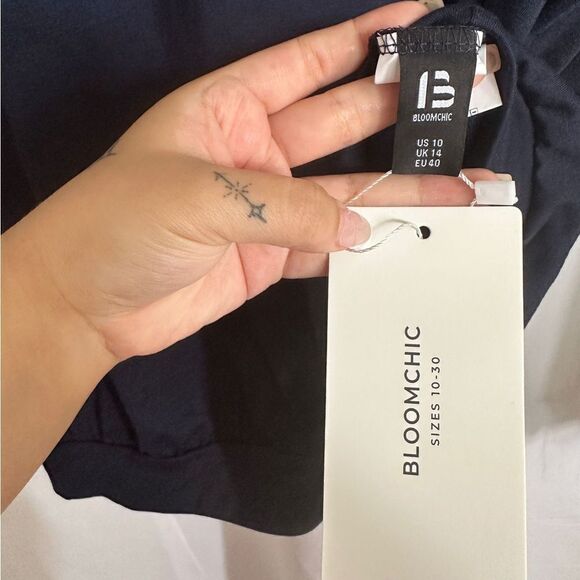 Bloomchic Floral Sleeves Sweatshirt - Picture 5 of 7